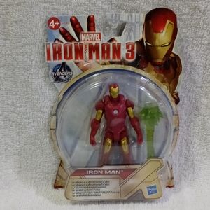Iron Man 3 Series 1 Shatterblaster Iron Man